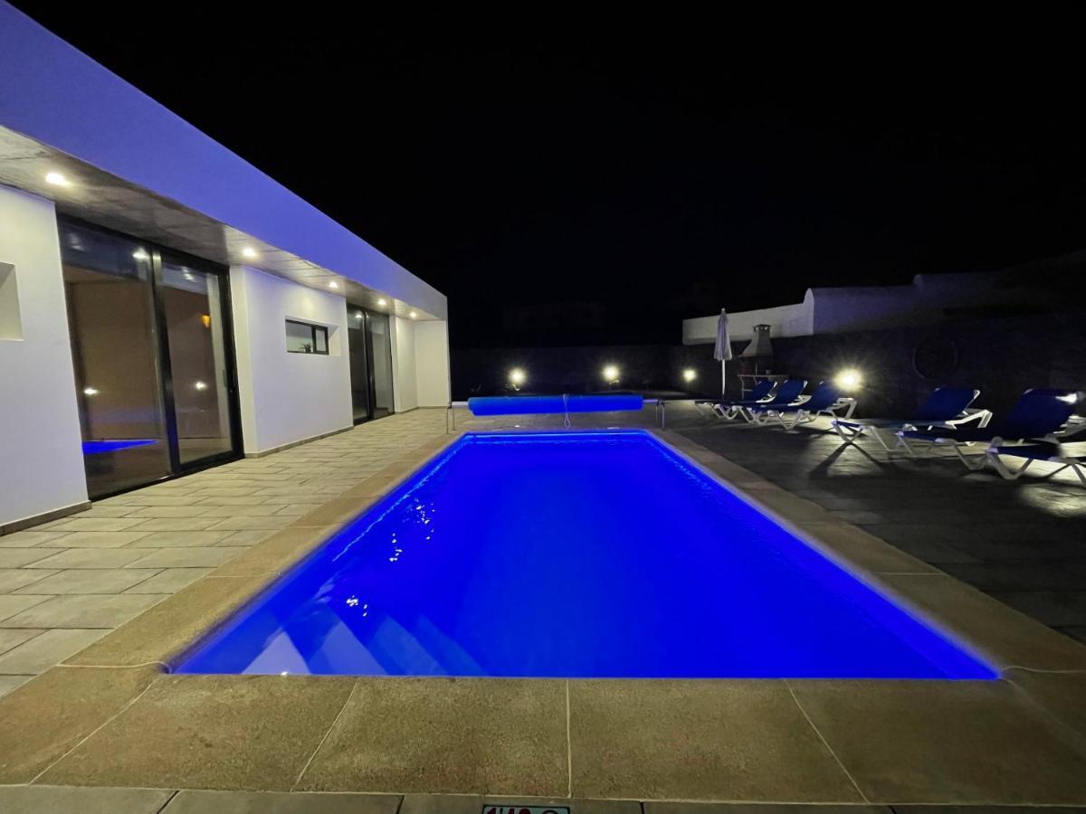 Eslanzarote Eco Villa Tony, Heated Pool, Jacuzzi, Sat Tv, Super Wifi La Costa Exterior photo