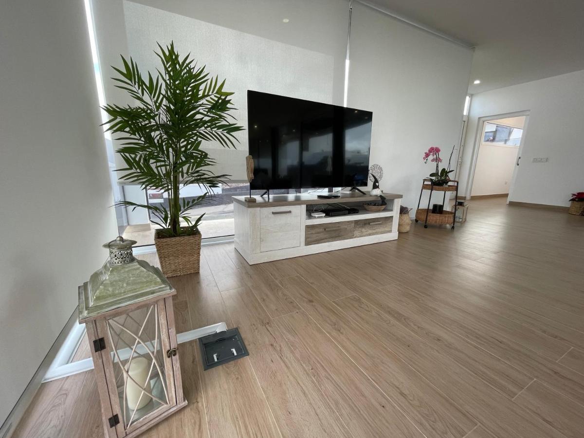 Eslanzarote Eco Villa Tony, Heated Pool, Jacuzzi, Sat Tv, Super Wifi La Costa Exterior photo